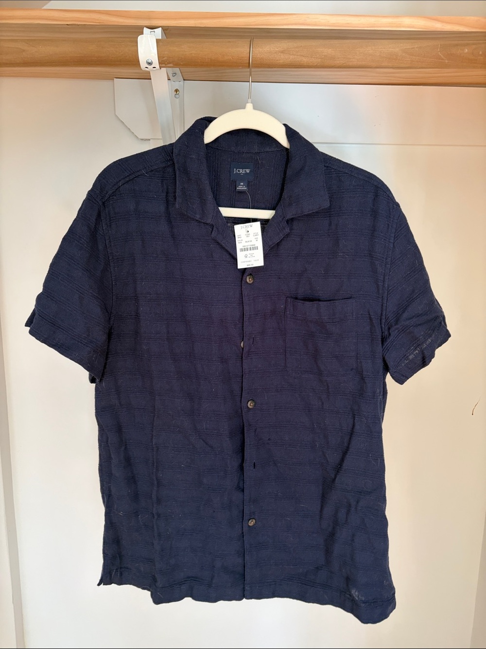 NWT J. Crew Men's Navy Textured Short-Sleeve Button-Down Shirt